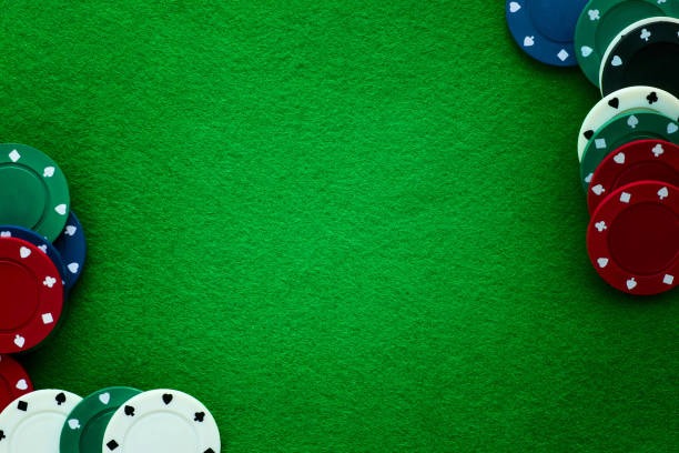 Dashboard showing Liga 1 football matches, live dealer table, and slot games menu